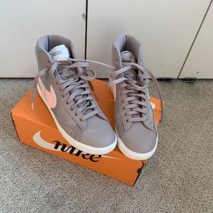 Nike Mid-Blazer High Top Sneakers